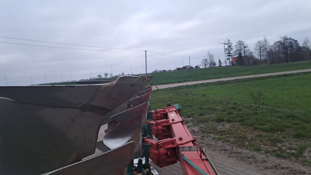 Kverneland es 95 wieża 200 5 skib Vario