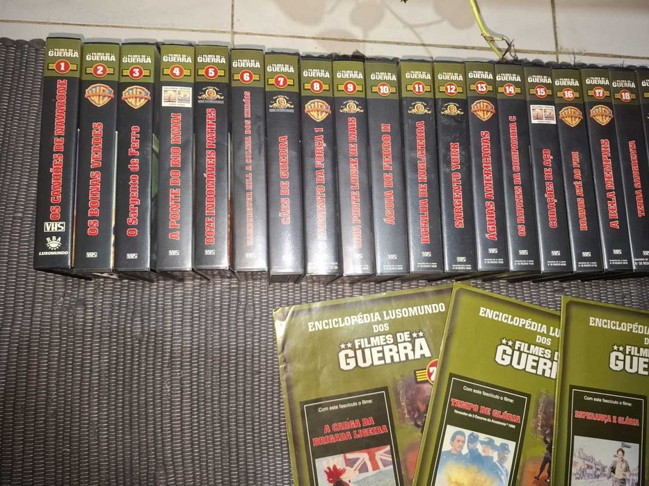 RARIDADE Coleção Completa VHS Enciclopédia Lusomundo Filmes de Guerra 35 Cassetes