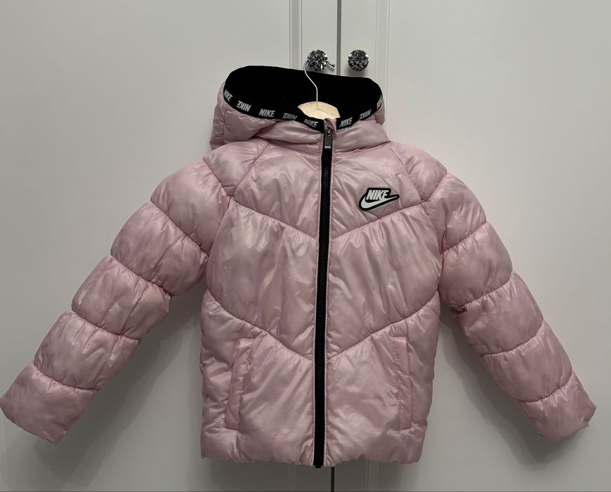 Дитяча куртка nike 116-122 р