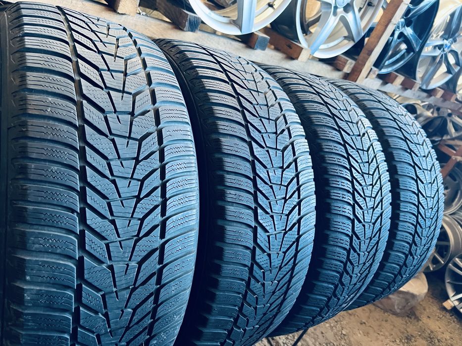 Шини Резина Зимові 235 55 18 Hankook Winter I'Cept Evo3 4шт