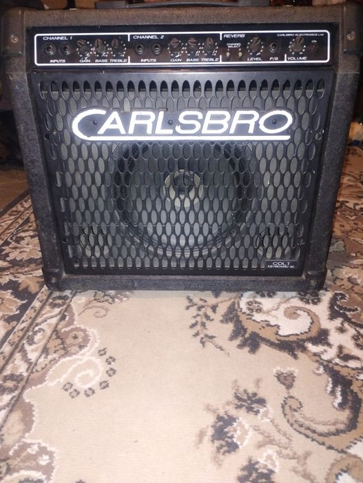 CARLSBRO COLT KEYBOARD 30 гитарный комбоусилитель комбик  динамик 10 д