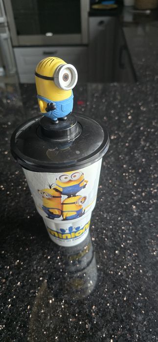 Kubek kolekcjonerski  Minionki minionek