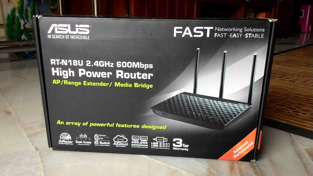 Router ASUS RT-N18U em bom estado