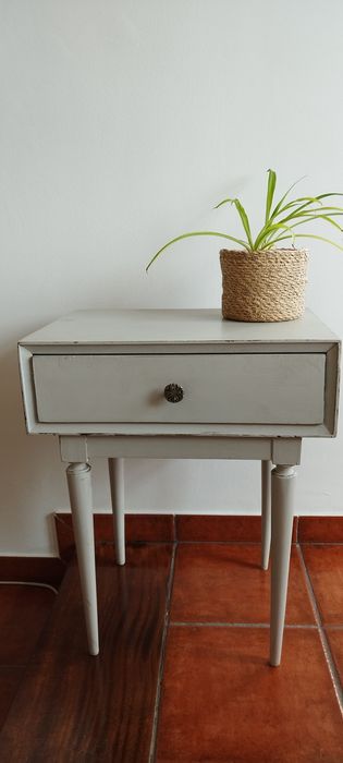 Gray side table64585937384065120