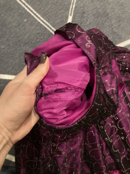 Віддам речі на дівчинку