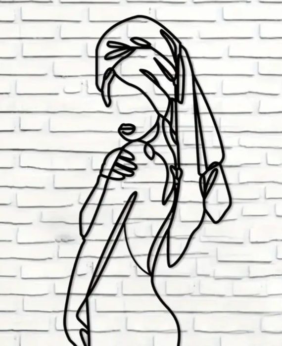 Spa de pés e massagens, drenagem e limpeza de pele.