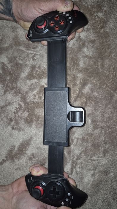 Kontroler do grania IPEGA pod telefon, tablet.