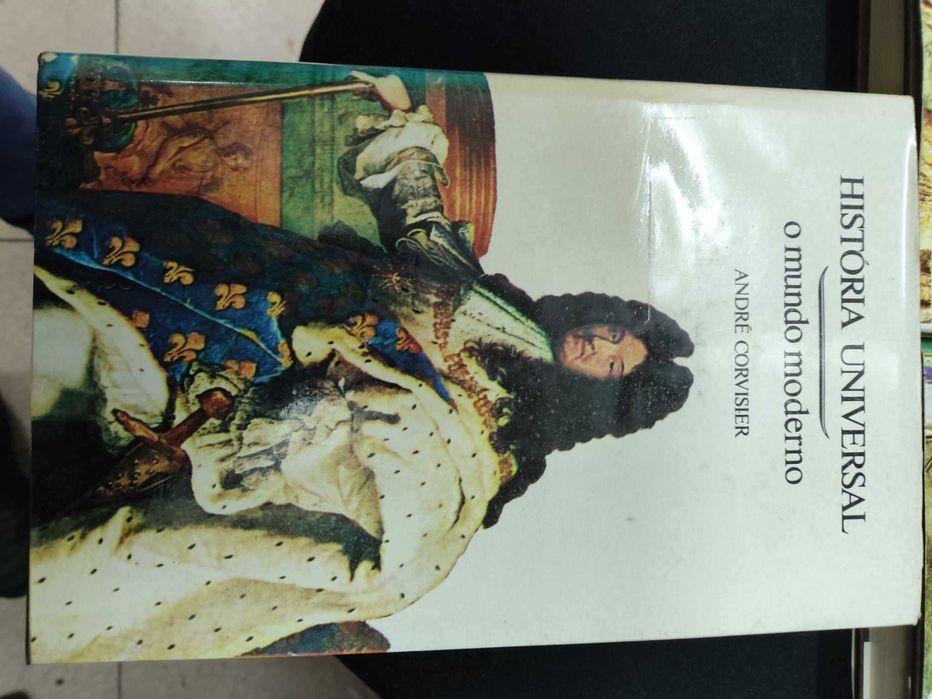 História Universal 3 volumes  Circulo de Leitores