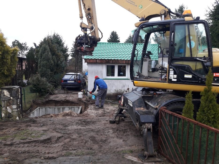 Usługi koparką - prace ziemne ,rozbiórki ,niwelacje terenu ,wykopy