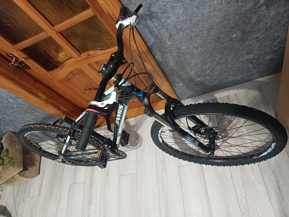 Продам велосипед до 10 февраля за 2300