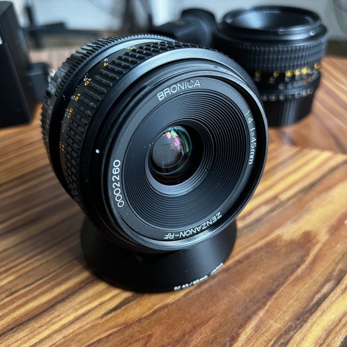 Aparat Bronica RF645