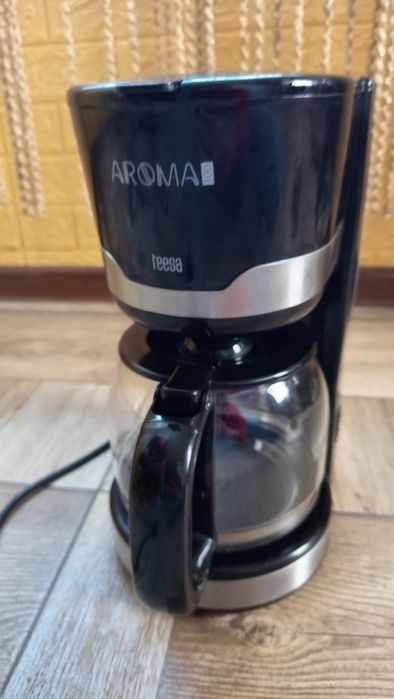 Крапельна кавоварка Teesa Aroma 100 Black