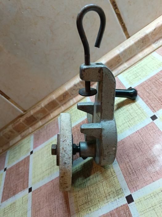 Ручное точило старинное