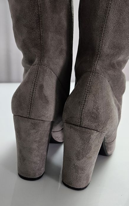 Kozaki Damskie About You Muszkieterki 'Liya' Rozmiar 40