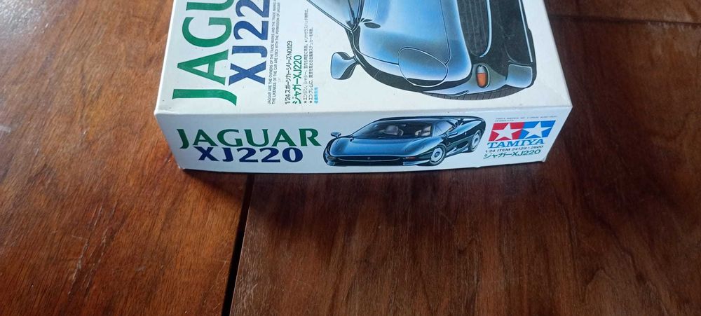 tamiya 1:24 Jaguar XJ220