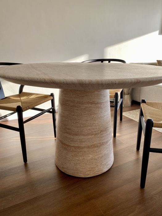 Mesa de jantar redonda