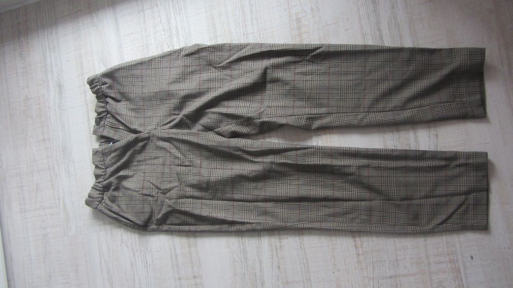 spodnie damskie pull and bear 30 L