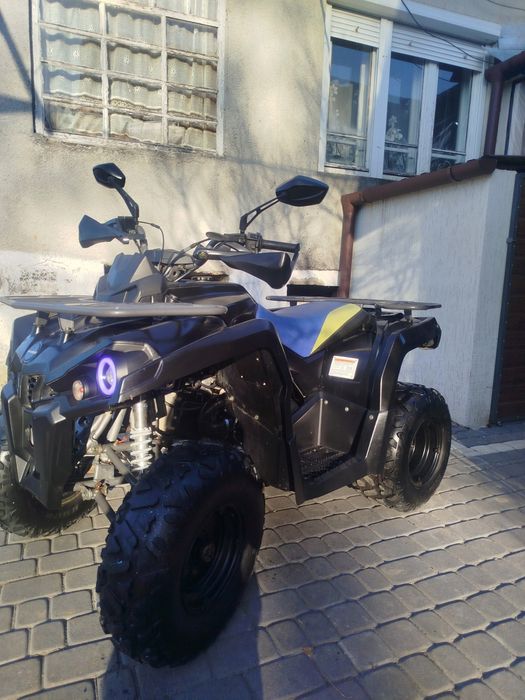 Продам квадрик 200 кубів