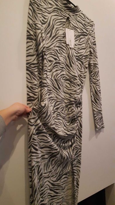 Bershka S 36 nowa sukienka metka modna panterka