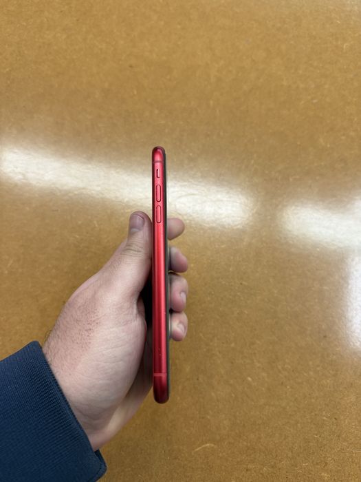 iPhone 11 Red 128Gb