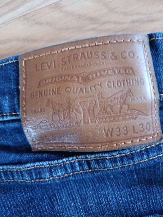Продам штани чоловічі Levis