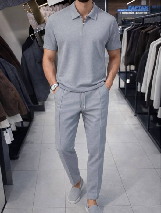 Чоловічий костюм поло