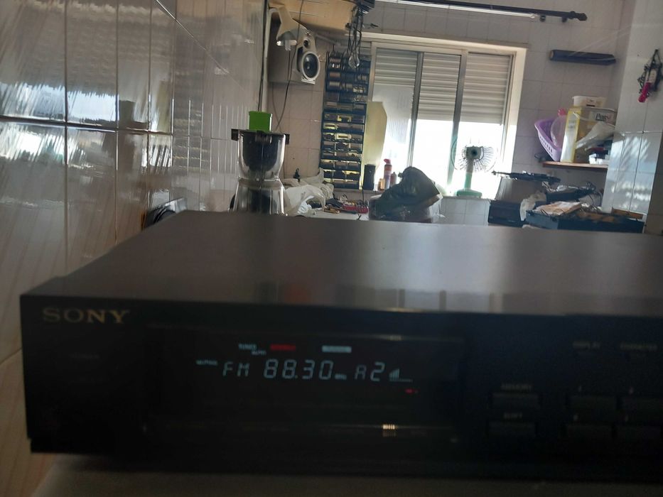 Tuner Am/Fm SONY st-s320