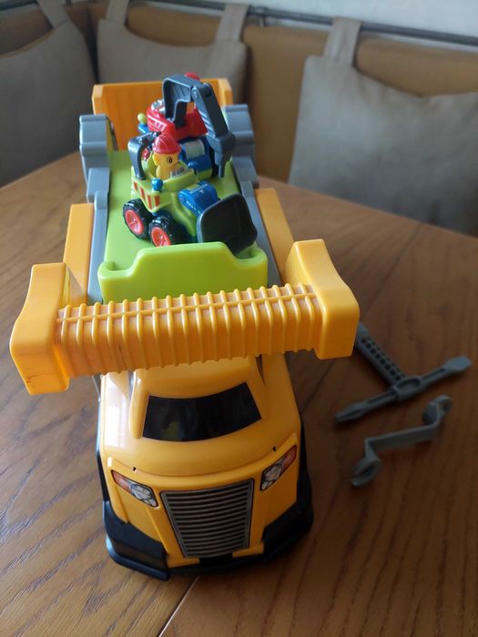 Дитячий ігровий набір машина-трейлер