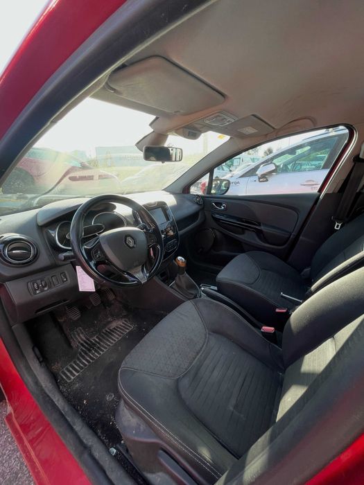 RENAULT CLIO IV CARRINHA 2013 PARA PEÇAS