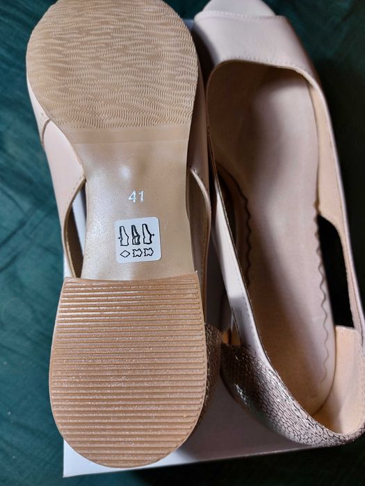 Sandałki skórzane damskie r. 41