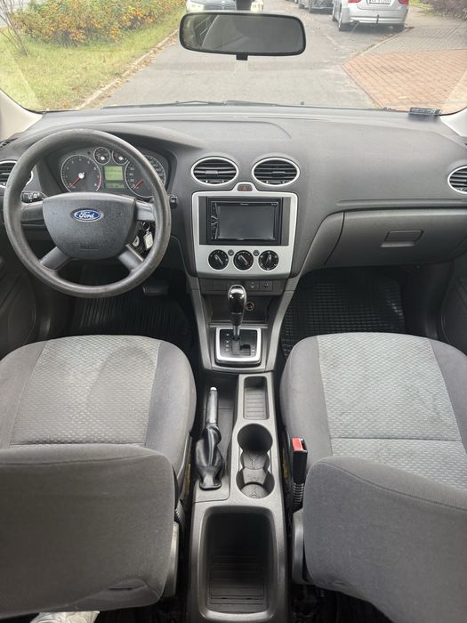 Ford Focus / 1.6 benzyna / Automat / klima