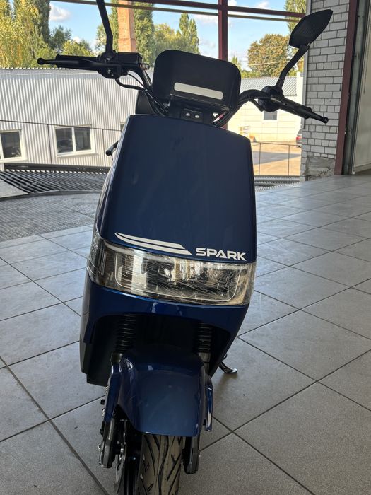 Електроскутер SPARK SP1500E-1