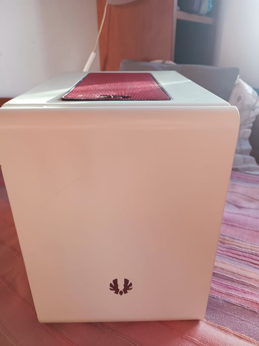 Caixa mini pc bitfenix
