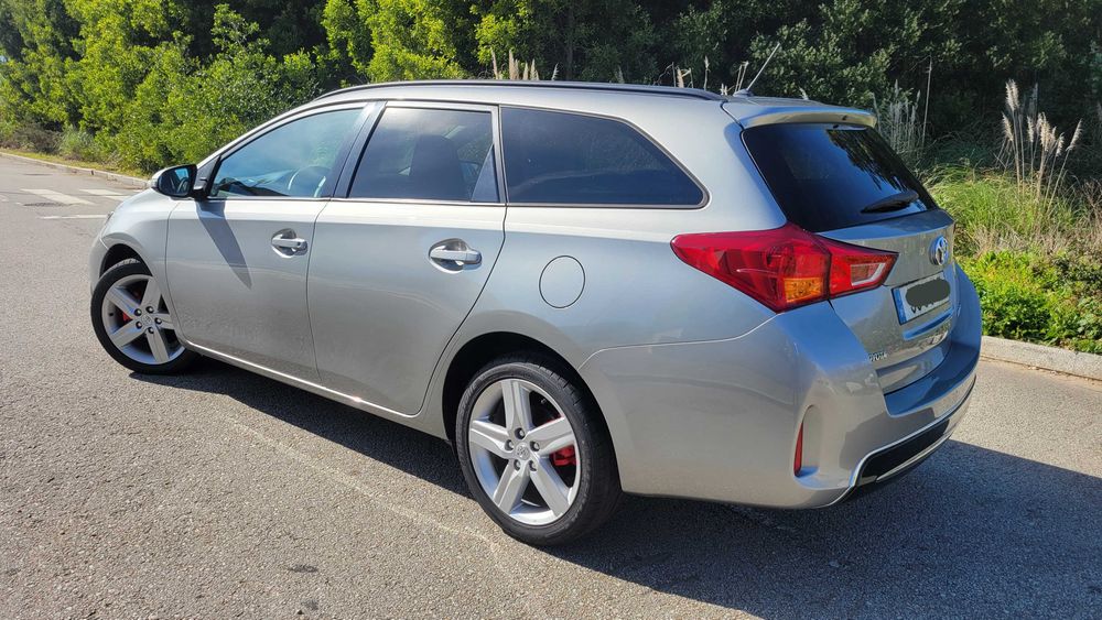 Toyota Auris Touring Sports 1.4 D-40