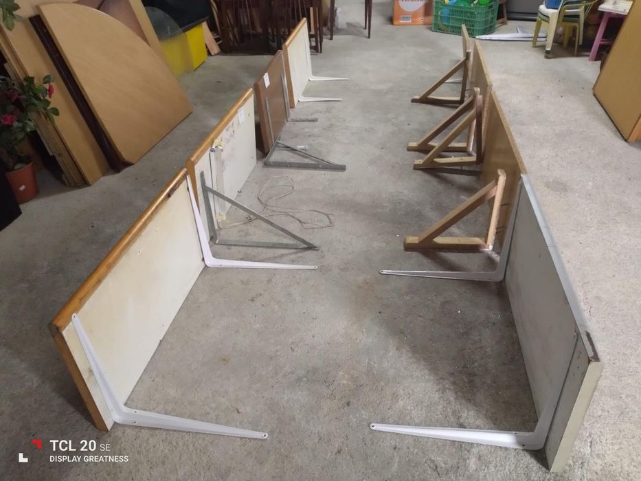 Conjunto De Sete Prateleiras E Uma De Canto Com Suportes