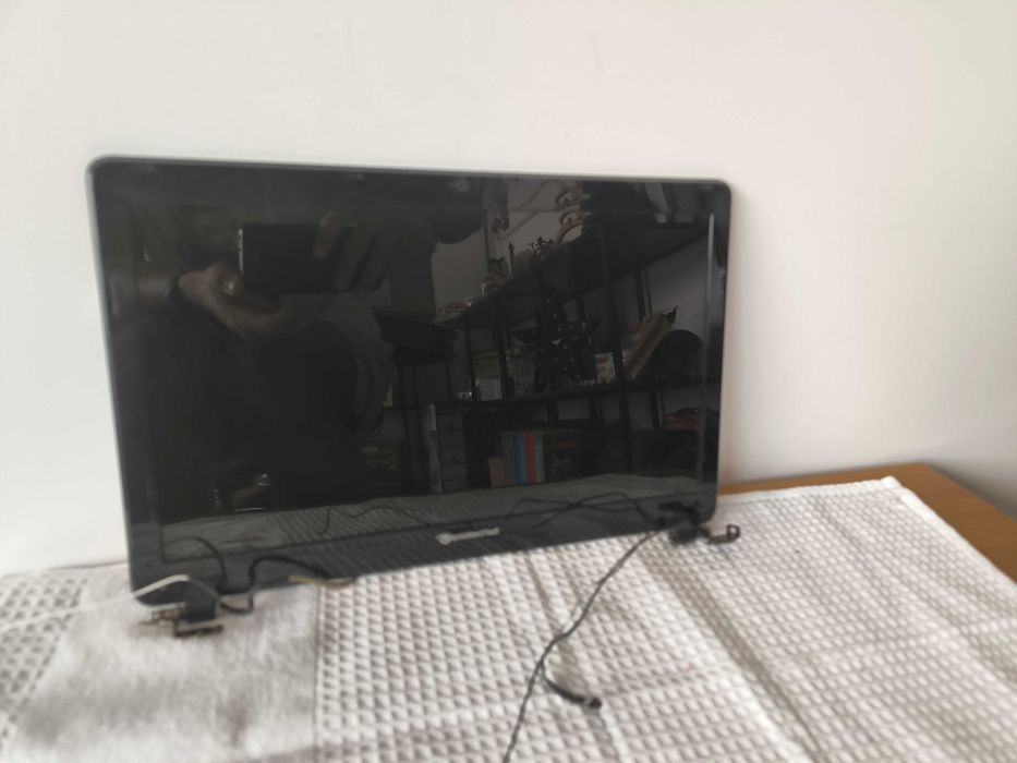 Ecrã com Tampa e Dobradiças para Portátil Packard Bell