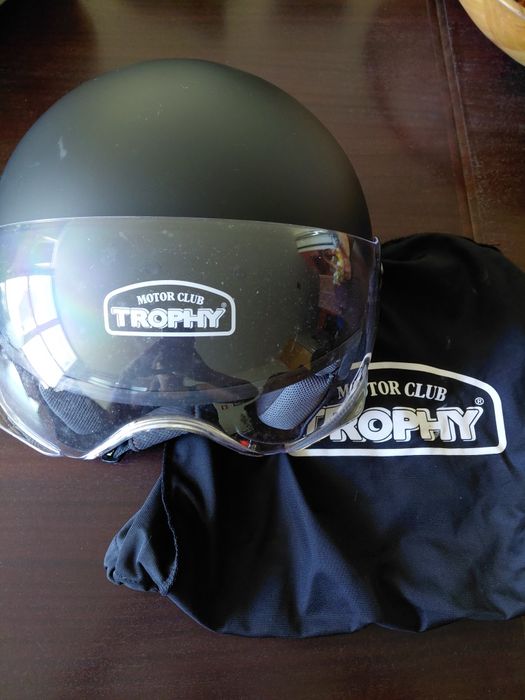 Capacete Jet Motor Club Trophy Preto Mate - Tam. M (Como Novo)