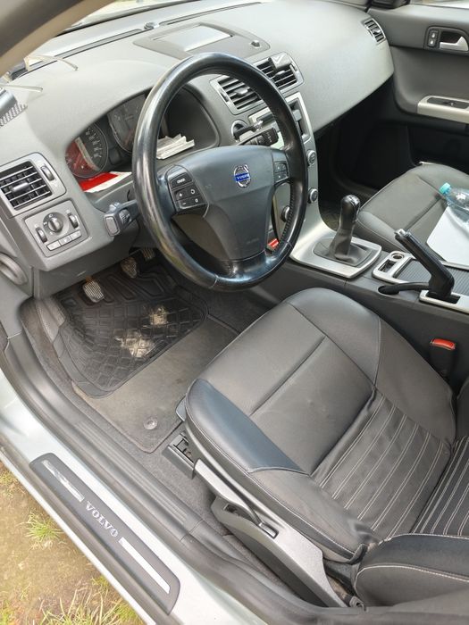Sprzedaż Volvo V50