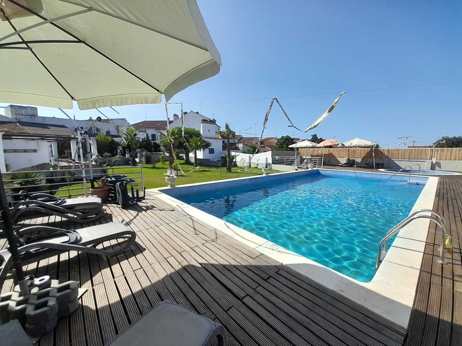 Casa ampla no Alentejo. Sala jogos, piscina e jardim