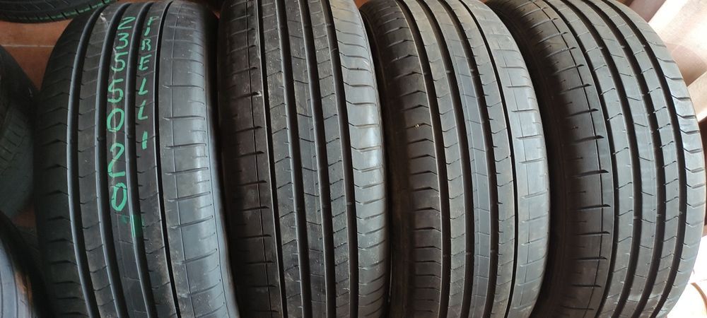 Pneus  235/50/20 semi novos Pirelli