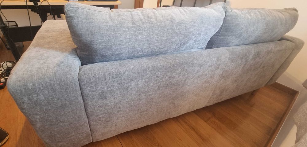 Liquidação!  Sofa 3 lugares marca Conforama