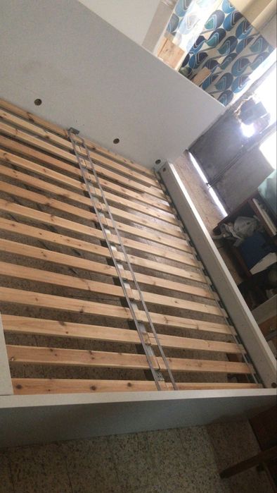 Cama de casal 180 por 2 metros de comprimento