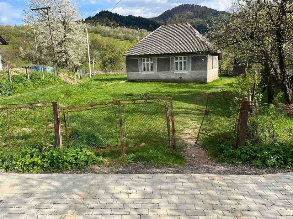 УЖОК / ЗАКАРПАТТЯ / Ділянка з будинком - 15 соток