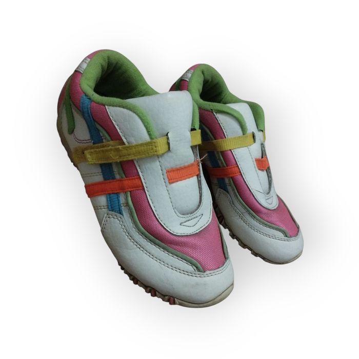 Красівки, шлёпанцы, ботинки, кроссовки,