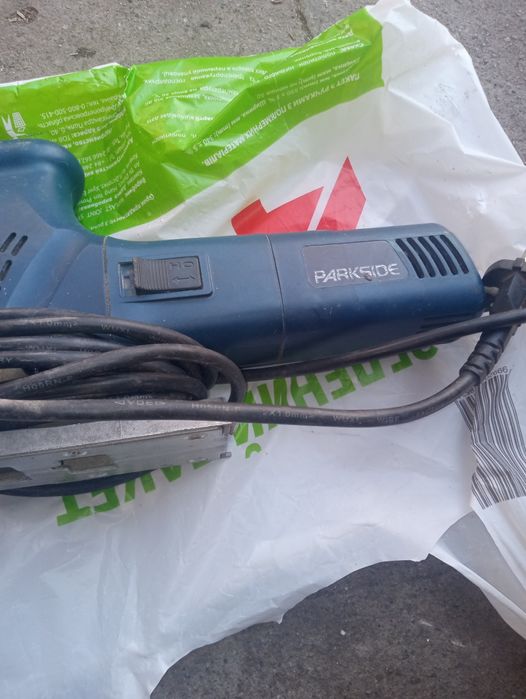 Электро лобзик  рабочий