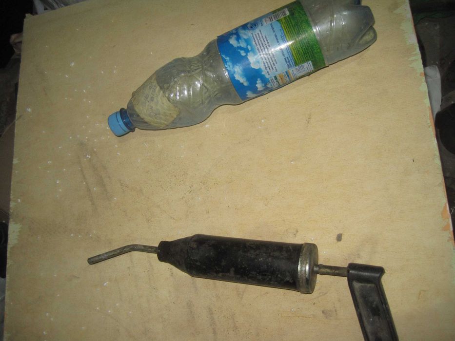 Продам шприц для смазки авто, полностью рабочий