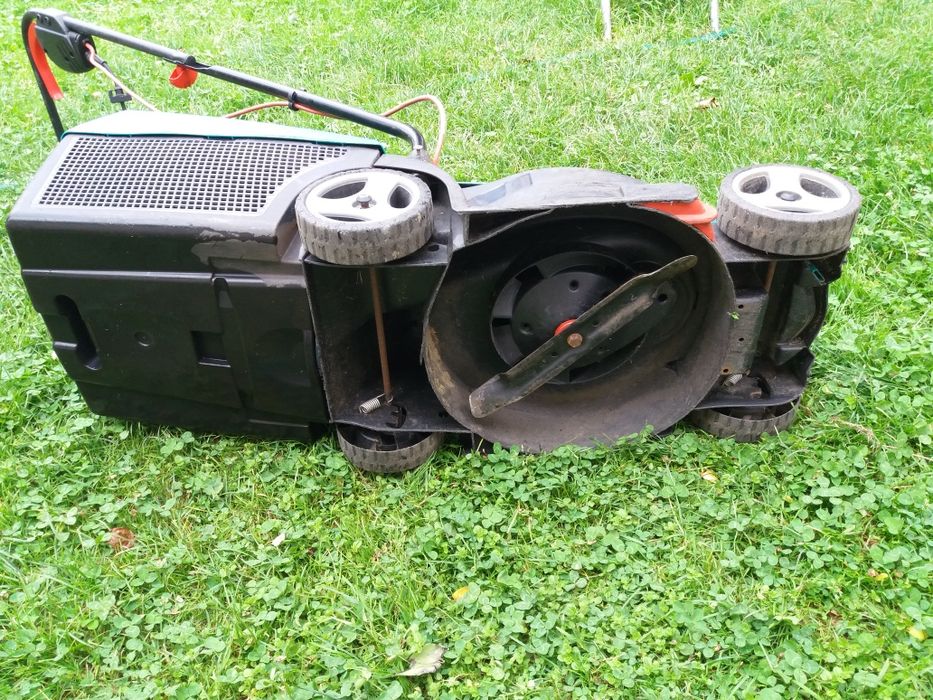 газонокосарка бош ротак 32