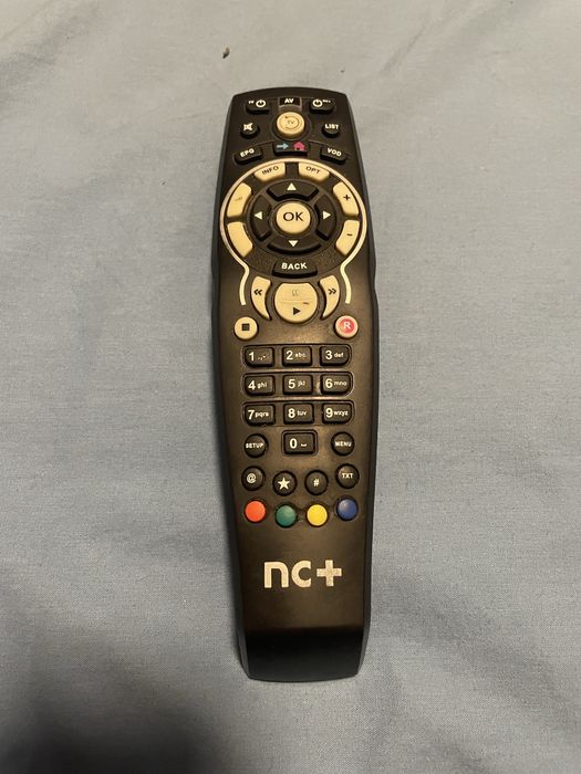 Pilot do dekodera NC+ sprawny do wyczyszczenia.