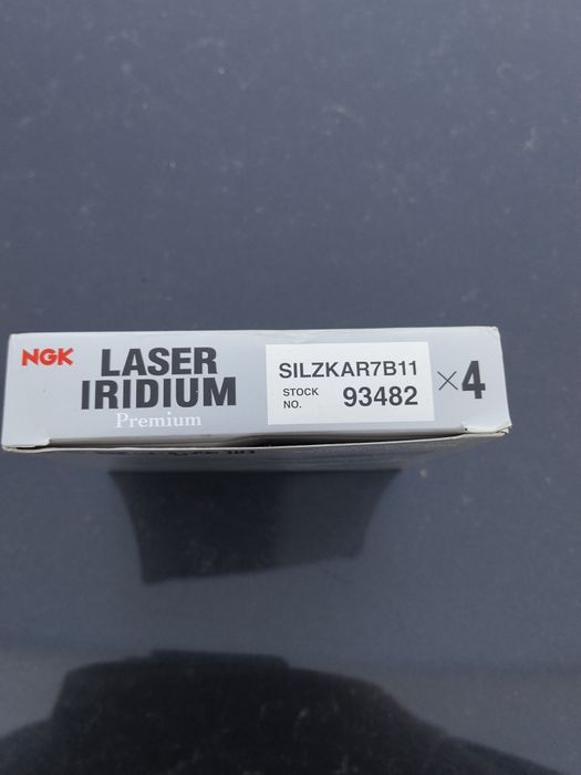 Продам свічки NGK -93482