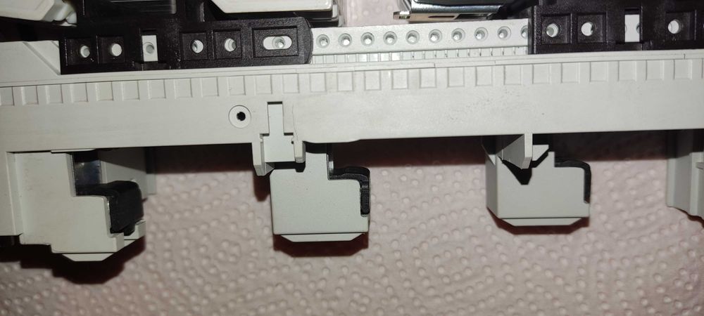 VAL-CP-MOSO 60-3C-FM - Ograniczniki przepięć typu 2 C63A 5SY8363-7